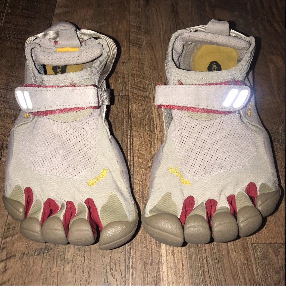 Women's Vibram Fivefinger shoes